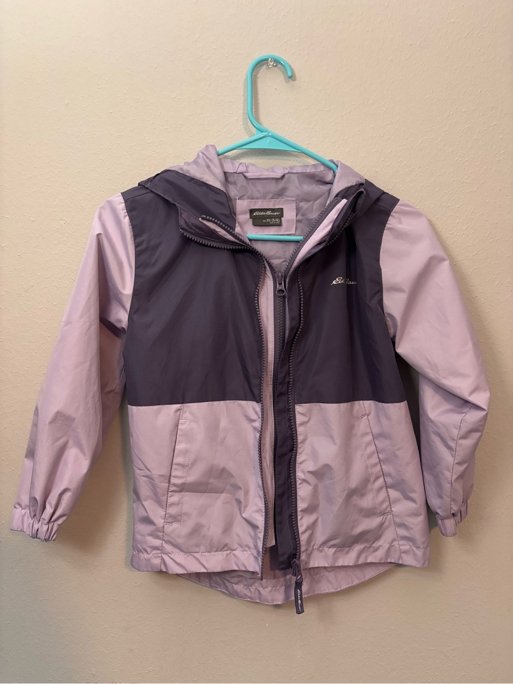 Eddie Bauer Girls' Two-Tone Lavender Hooded Jacket | Girls XS